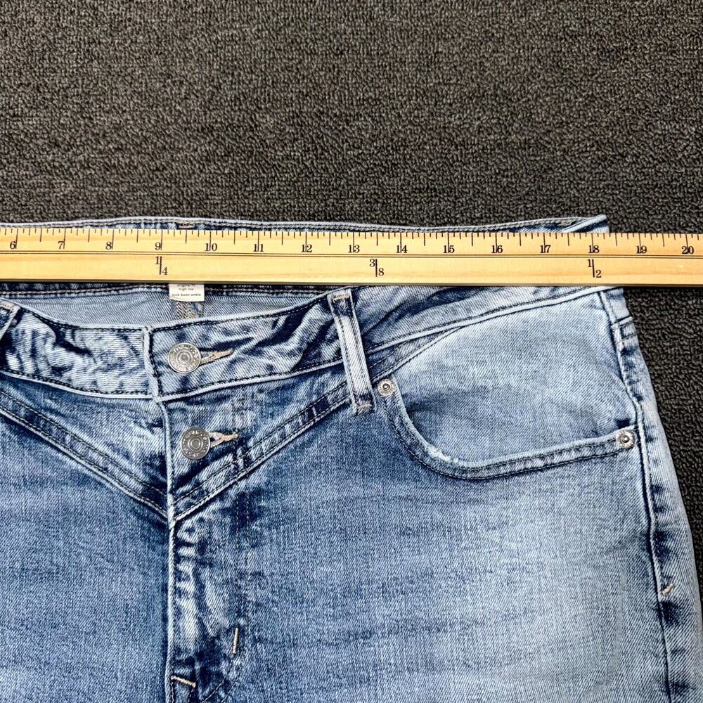 M Jeans By Maurices Kick Boot Ankle Jeans Women 18W Blue Denim High Rise Raw Hem - Picture 7 of 8